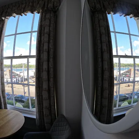 Hotel The Grove 3*