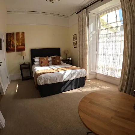 The Grove Hotel 3*