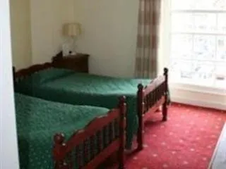 The Grove 3* Falmouth